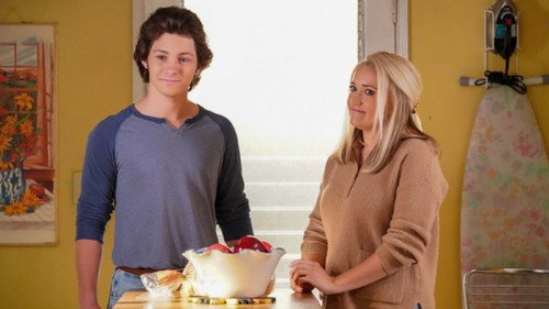 Young Sheldon S06E03 — Passion's Harvest and a Sheldocracy episode still