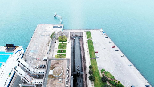 Cherbourg : la fabrique des sous-marins