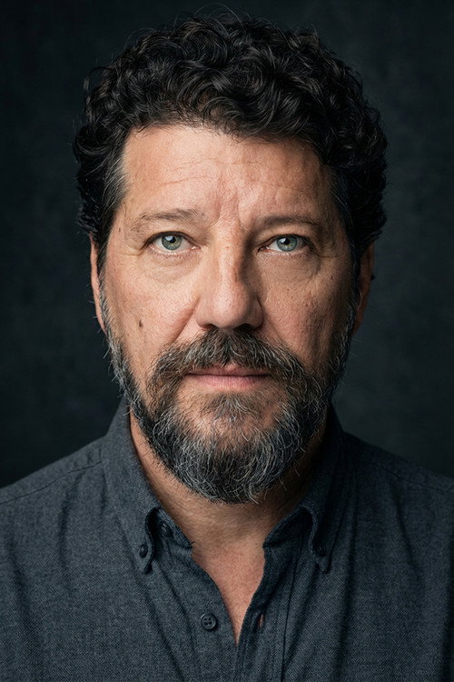 Kép: İlker Aksum színész profilképe