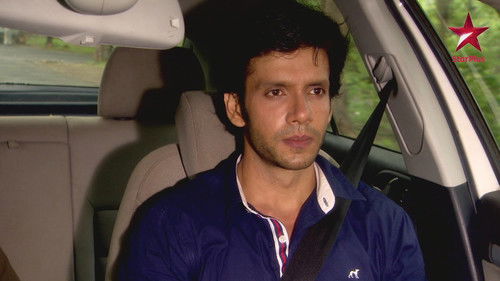 Dev Finds Nitya's Locket