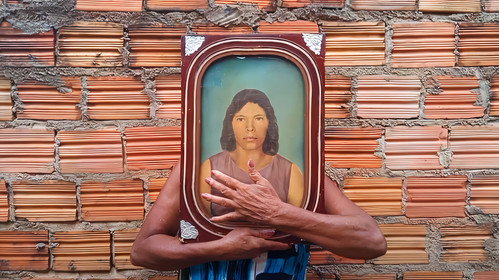 A Memória que Ficou Backdrop Blur
