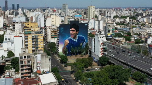 C'est pas grave d'aimer l'Argentine Backdrop Blur