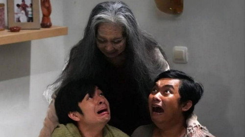 Sebelum Dijemput Nenek — still 18