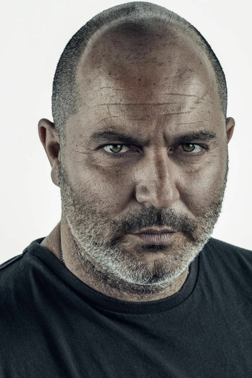 Lior Raz