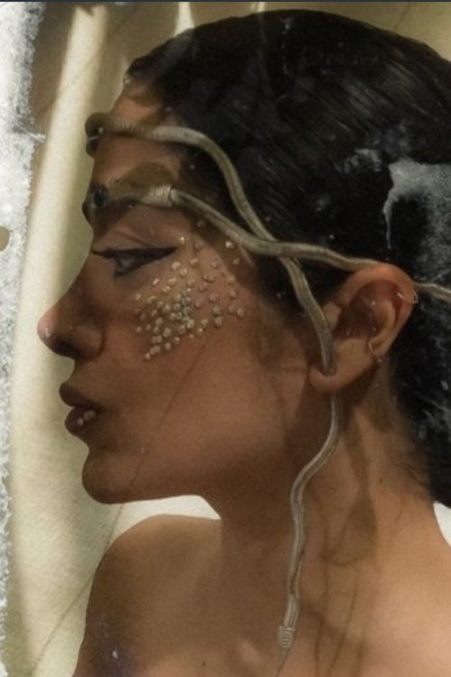 Sara Momen profile