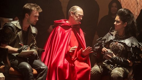 Escena del episodio 8 de la temporada 4 de la serie Miracle Workers