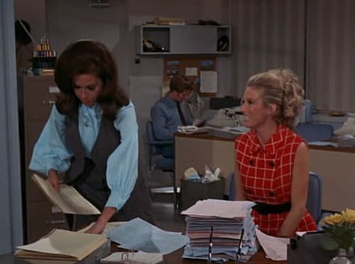 Poster della serie The Mary Tyler Moore Show