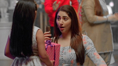 Pihu ke liye party