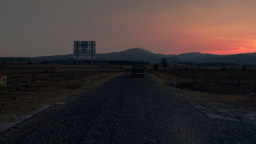 backdrop Tell everybody I'm back in town