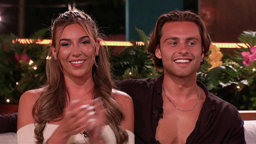 Poster della serie Love Island: Aftersun