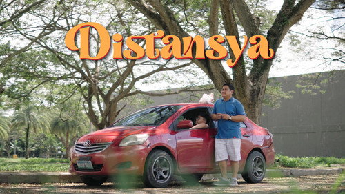 Distansya Backdrop Blur