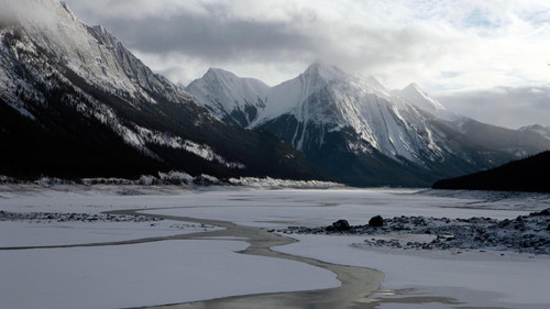 Alaska and Beyond: Big and Small Backdrop Blur