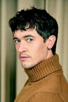 Kép: Tom Blyth színész profilképe