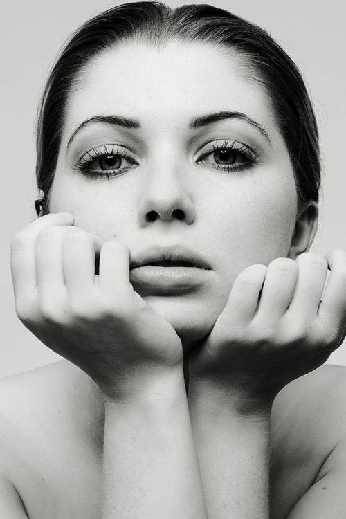 Kép: Sammi Hanratty színész profilképe