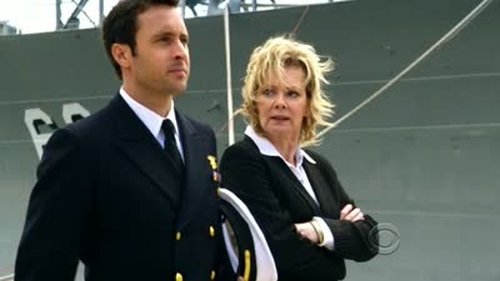 Assistir Hawaii Five-0 S01E01 – 1×01 – Dublado Assistir Hawaii Five-0 S01E01 – 1×01 – Dublado