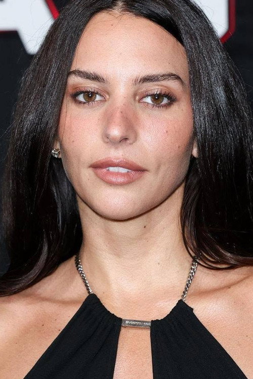 Kép: Genesis Rodriguez színész profilképe