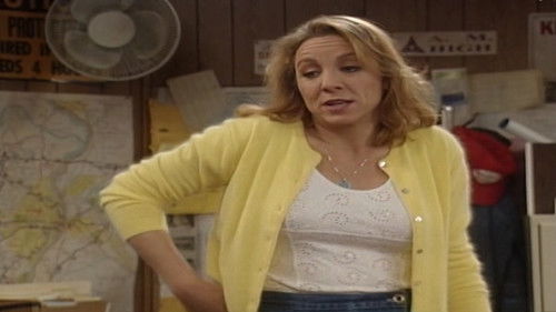 Escena del episodio 8 de la temporada 5 de Grace Under Fire