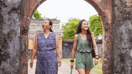 Vietnam: The Kite Flies Free