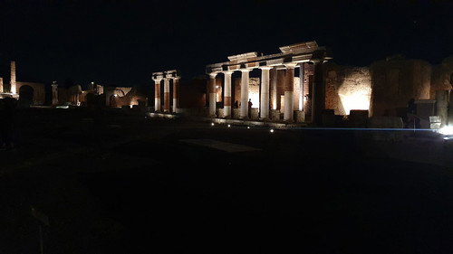 Stanotte a Pompei still