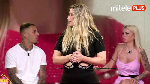 Escena del episodio 15 de la temporada 1 de Los vecinos de la casa de al lado