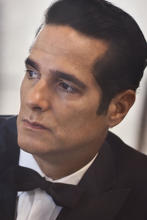 Kép: Yul Vazquez színész profilképe