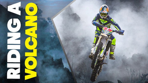 Riding a Legend — Fundos 1