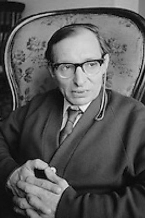 Talfryn Thomas — personaje: Pram Man