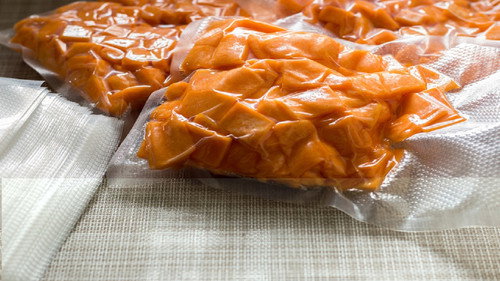 Restaurants : Quand le sous-vide fait la loi Backdrop Blur