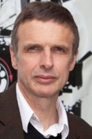 Jo Callis ha trabajado con Malcolm Ross en 1 ocasiones