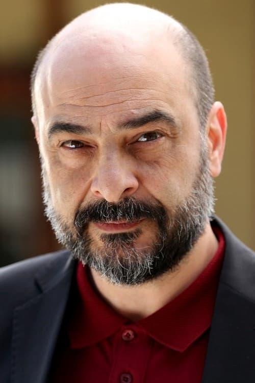 Kép: Murat Daltaban színész profilképe