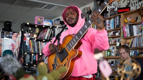 Poster della serie NPR Tiny Desk Concerts