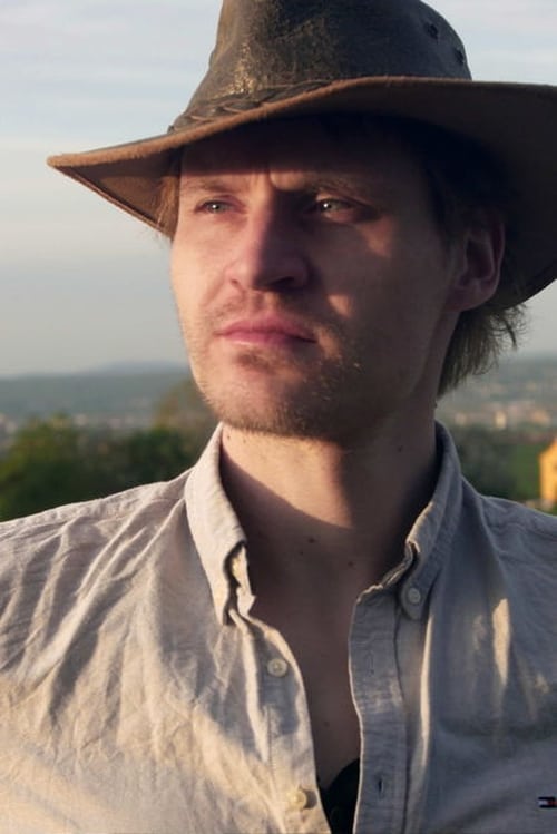 Kép: Tom Pilath színész profilképe