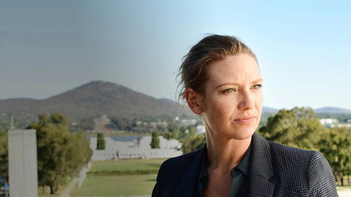 Secret City - S2 - Épisode 4 : Point de chute - Capture