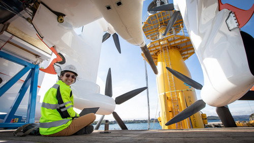 Pulling Power from the Sky: The Story of Makani Backdrop Blur