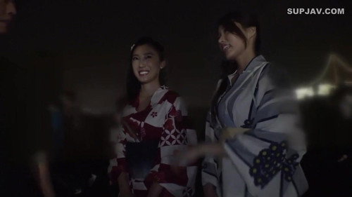 200GANA-2133 Fireworks display pick-up 07 At Minato Mirai, catch a beautiful yukata on the way back from the fireworks display at a luxury hotel and champagne and take it home. On the contrary, I want to get my own ...