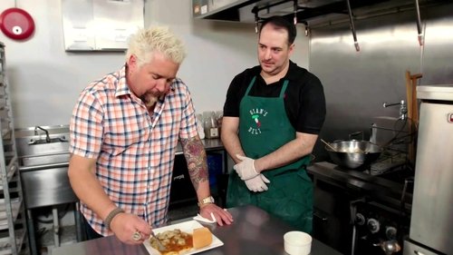 Escena del episodio 13 de la temporada 24 de la serie Diners, Drive-Ins and Dives
