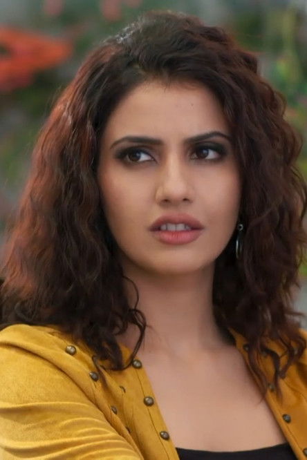 Escena 4 de Dil Sambhal Jaa Zara