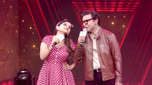 Retro Magic Takes Over the Stage