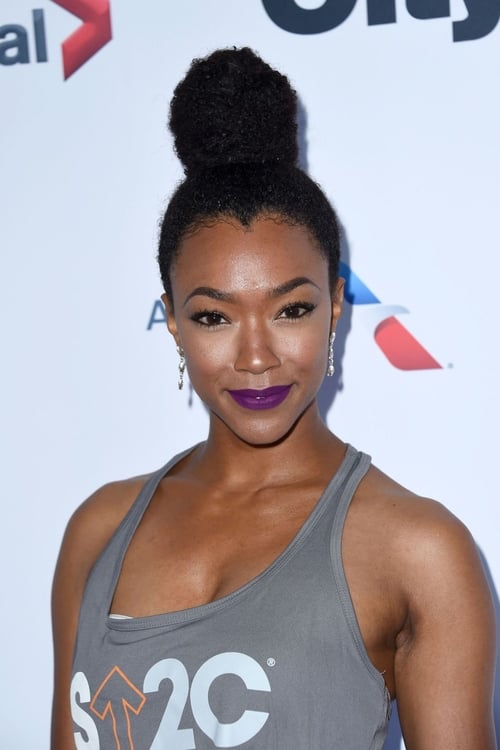 Kép: Sonequa Martin-Green színész profilképe