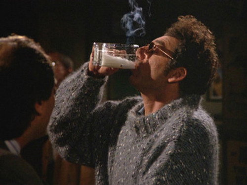 Seinfeld S05E04 — The Sniffing Accountant episode still