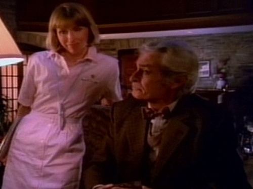 Escena del episodio 6 de la temporada 3 de la serie Alfred Hitchcock presenta