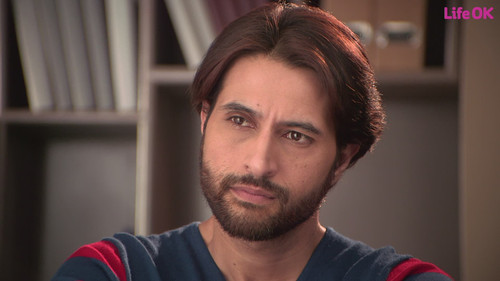 Vikram Fumes At Shobha