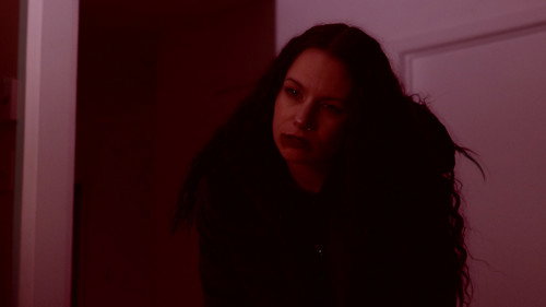 Suzie, Vampiresse Backdrop Blur
