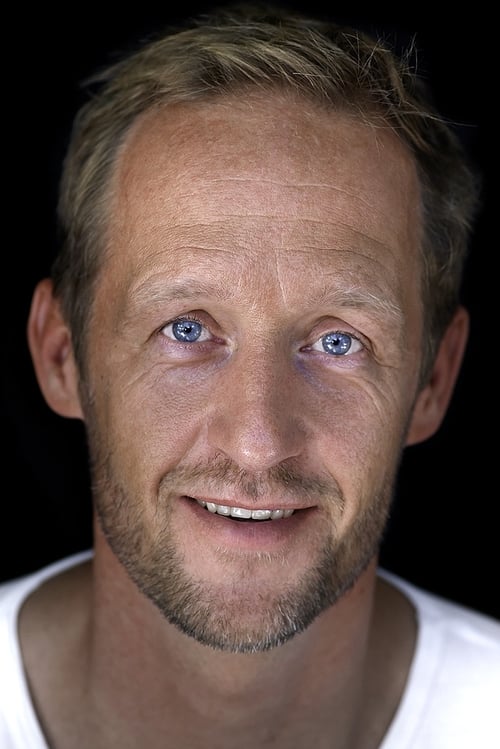 Kép: Stephan Kampwirth színész profilképe