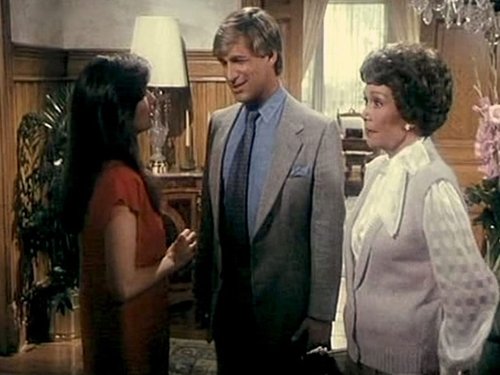 Escena del episodio 5 de la temporada 4 de la serie Falcon Crest