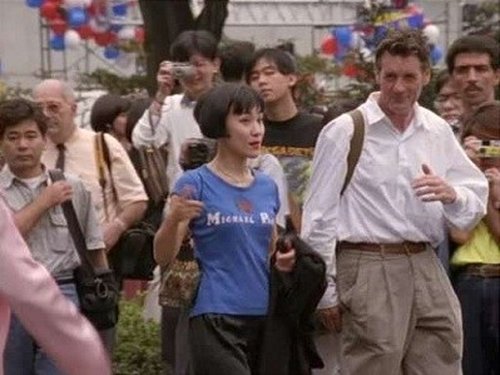 Escena del episodio 2 de la temporada 1 de la serie Full Circle with Michael Palin