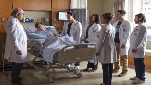 The Good Doctor S04E11 — We're All Crazy Sometimes episode still