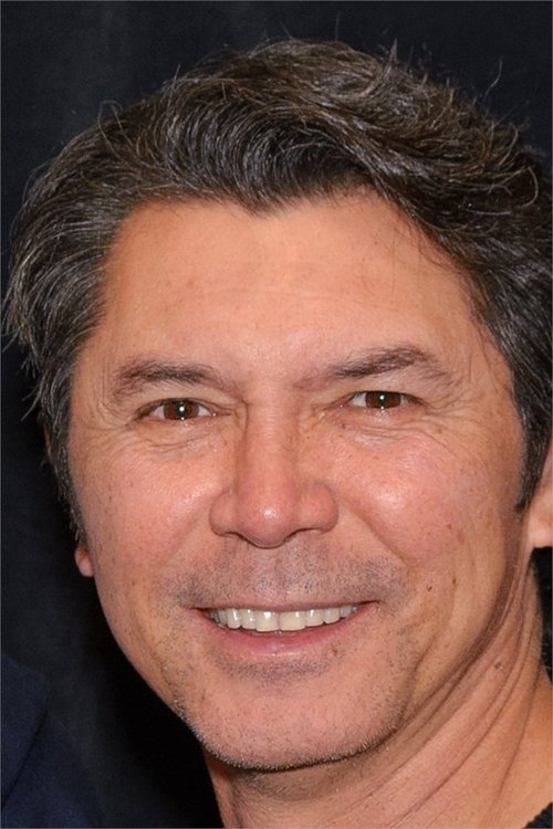 Kép: Lou Diamond Phillips színész profilképe