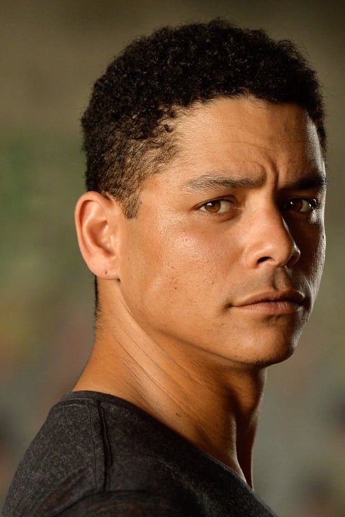 Charlie Barnett isSimon