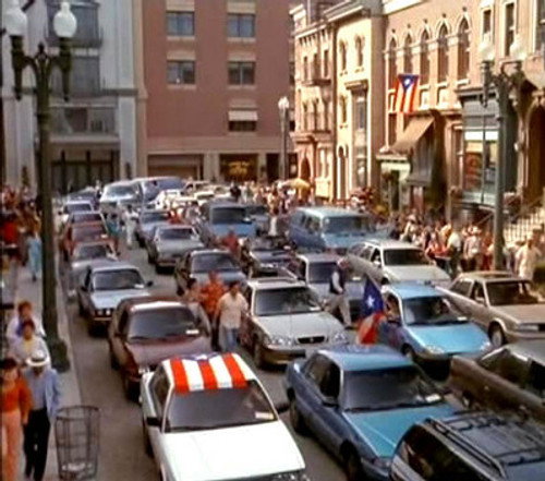 Seinfeld S09E20 — The Puerto Rican Day episode still